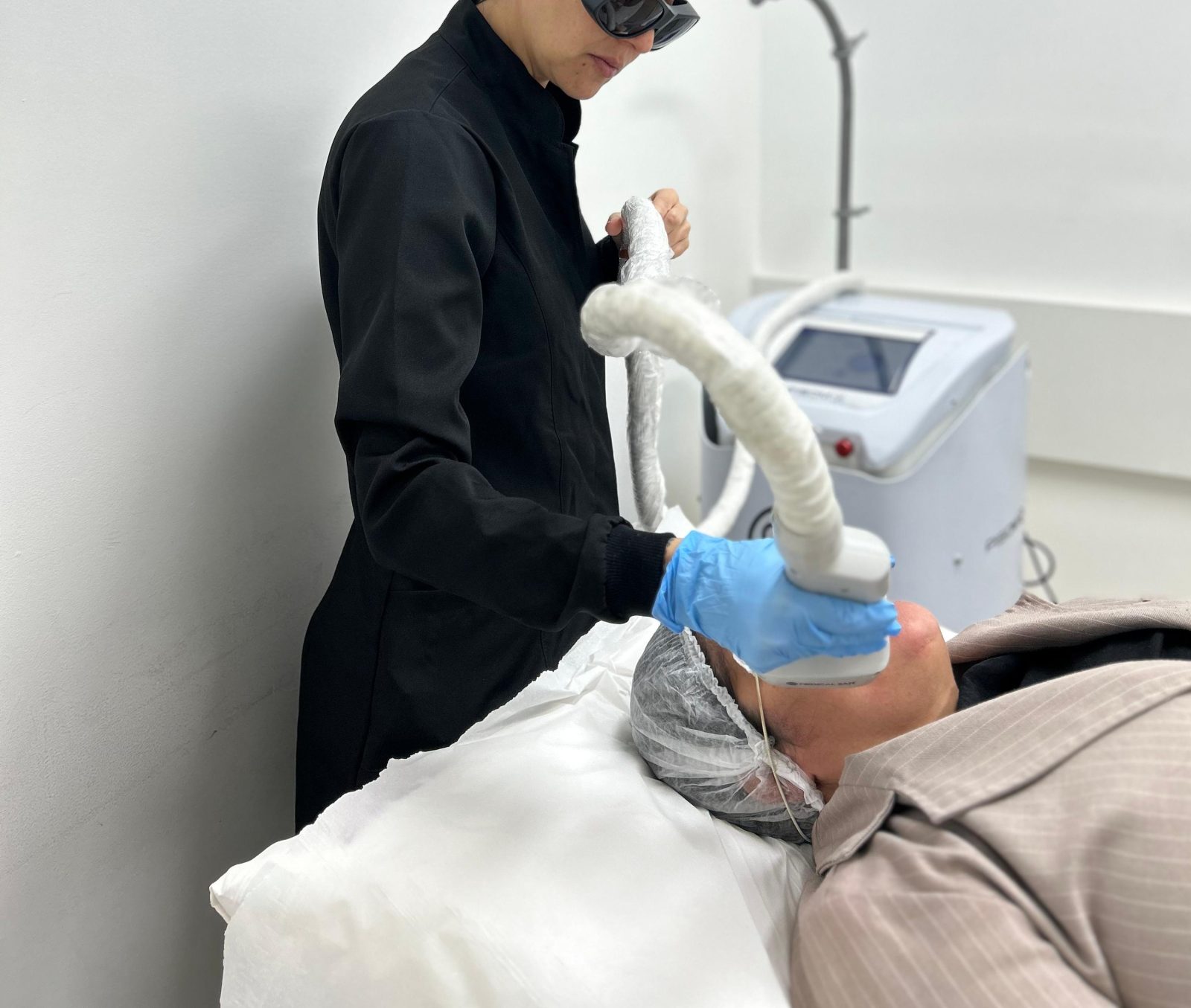 Vídeo: Laser PISOM — Rejuvenescimento Facial
